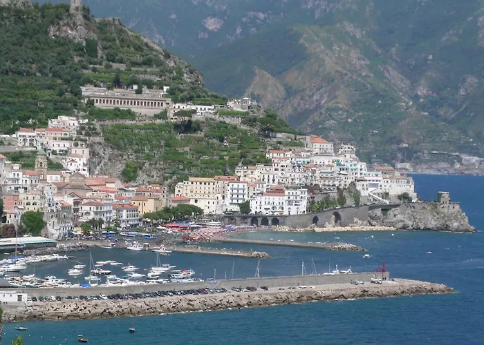 La Cascata Frühstückspension 3*