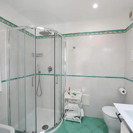 La Cascata Bed & Breakfast